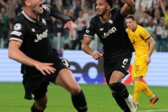 国际米兰在齐沃战术革新下领跑联赛，五大能力显著提升